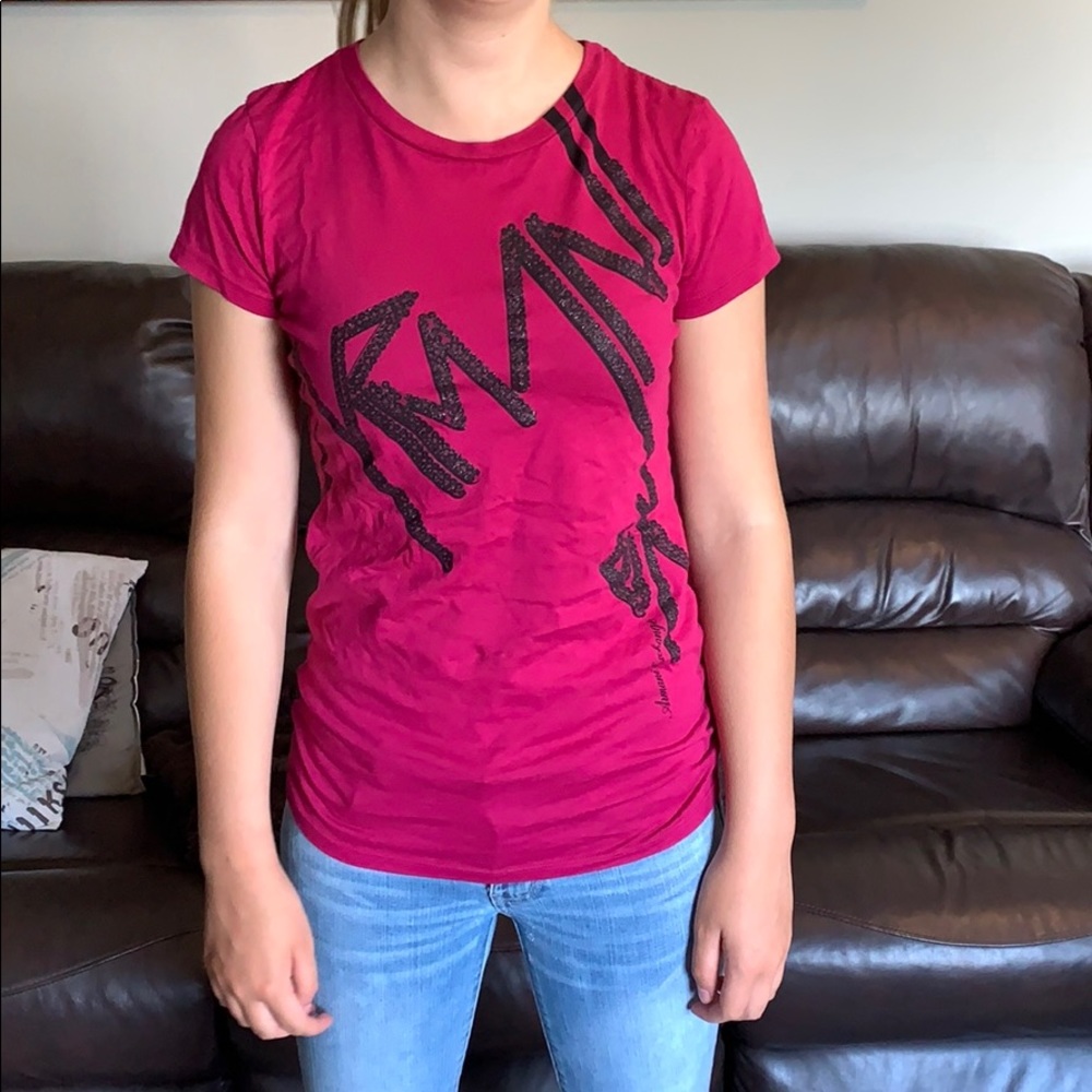 Pink t-shirt